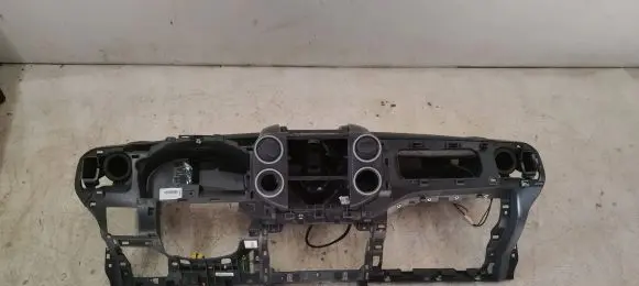 Peugeot Partner Dashboard 9680926477