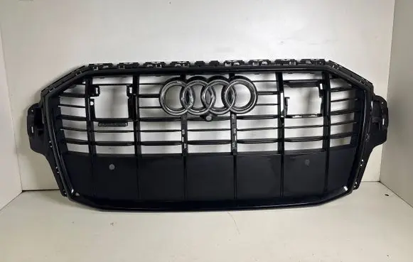Audi Q7 4M Front grill 4M0853651AG