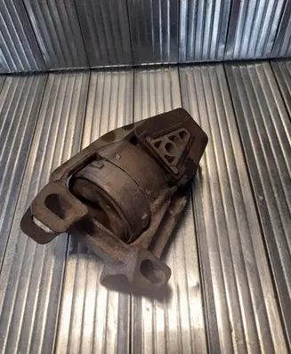 Citroen C6 Engine mount bracket 326C68