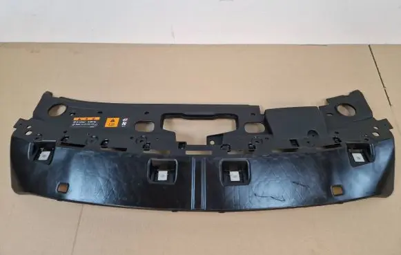 Mazda 3 Front bumper upper radiator grill