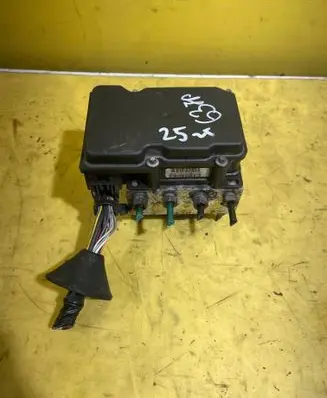 Renault Clio III ABS Pump 8200747140
