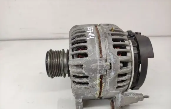 Volkswagen Golf VI Generator/alternator 06F903023