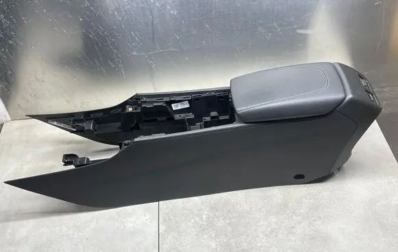 Opel Insignia B Armrest 13498660 3009977500