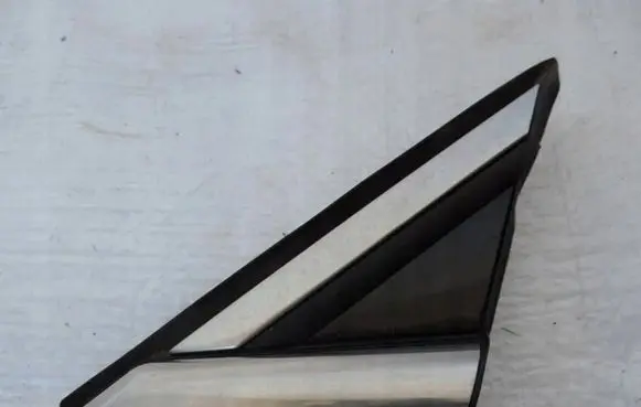 Ford Mondeo MK V Front arch trim DS73F16003