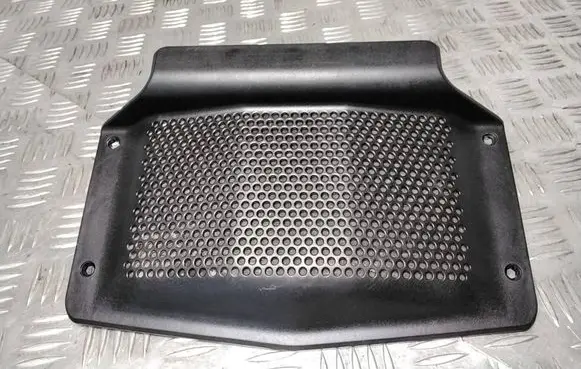 BMW X3 E83 Subwoofer grill/trim 6990108