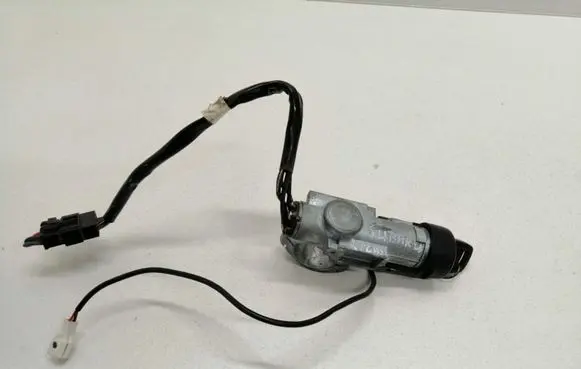 Subaru Legacy Ignition lock