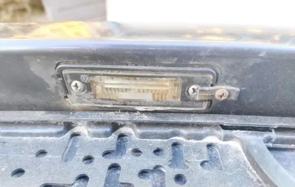 Volkswagen Golf IV Number plate light 1j6943021