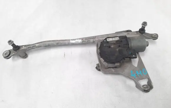 Front wiper linkage and motor