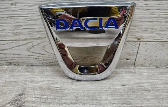 Dacia Sandero III Manufacturer badge logo/emblem 628903146R