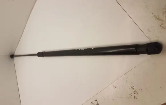Audi RS4 Front bonnet/hood damper/strut 8T082335902S