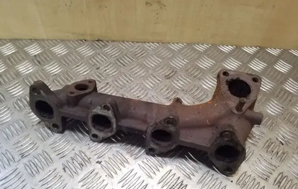 Toyota Avensis Verso Exhaust manifold