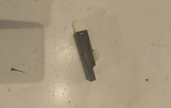Toyota RAV 4 (XA50) Sensor Z0313200001