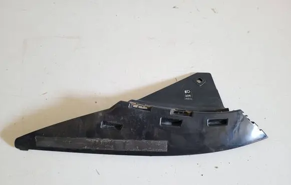 Mercedes-Benz CLA C118 X118 Front bumper mounting bracket A1188854900