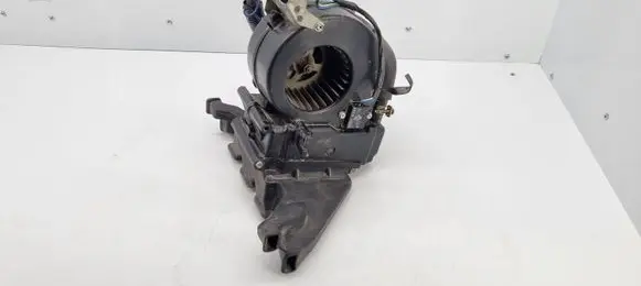 Nissan Patrol Y60 Heater fan/blower 2730001J05 44031NR8 4831031001