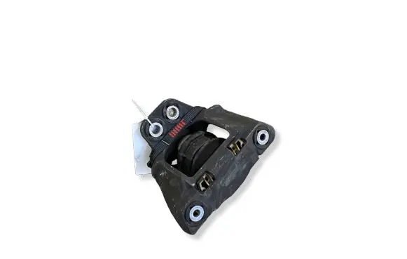 Volvo XC90 Engine mount bracket 31330588