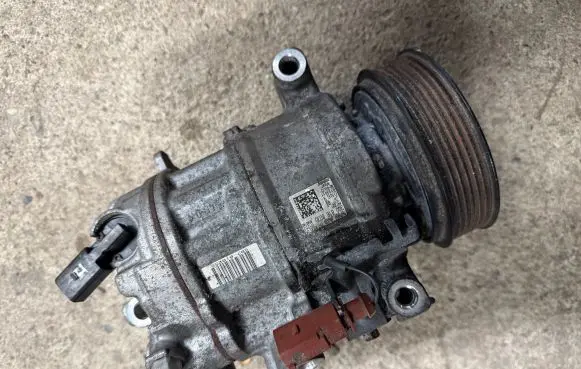 Audi A3 8Y Air conditioning (A/C) compressor (pump) 3Q0816803D