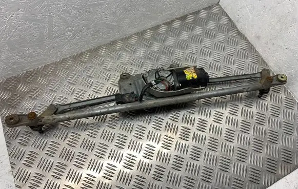 Jeep Grand Cherokee (WJ) Front wiper linkage and motor