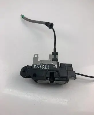 Volvo XC40 Front door lock 31462456