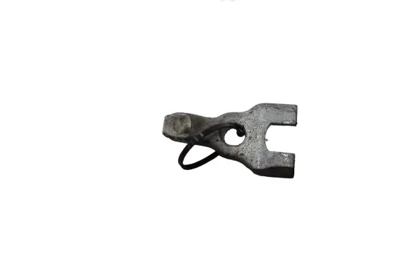 BMW 1 E81 E87 Fuel Injector clamp holder