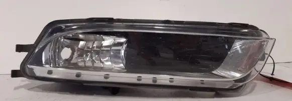 Volkswagen PASSAT B7 Front fog light 3C8941700