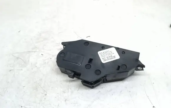 BMW X5 E70 Glove box lock 9177780