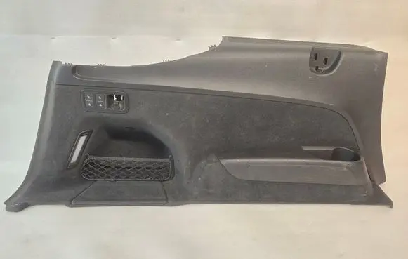 Audi Q7 4M Trunk/boot side trim panel 4M0863879F
