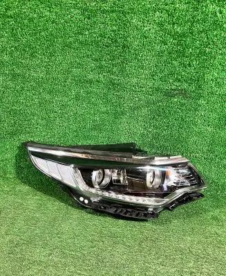 KIA Optima Headlight/headlamp 92102D4170