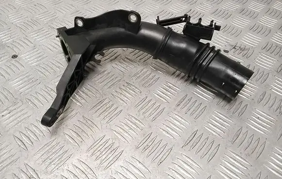 Ford Focus Intercooler hose/pipe AV6Q9351BC