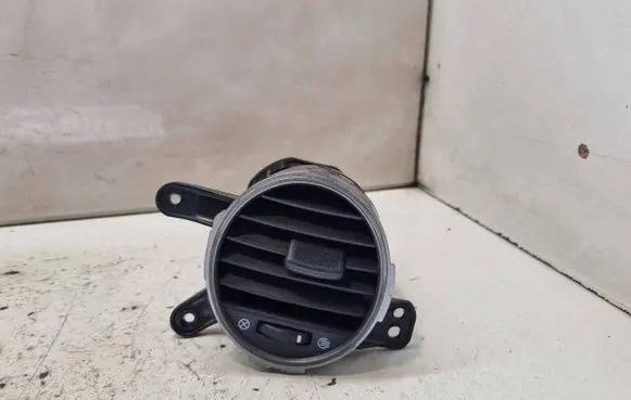 KIA Carens II Dash center air vent grill 974401D000 80462148