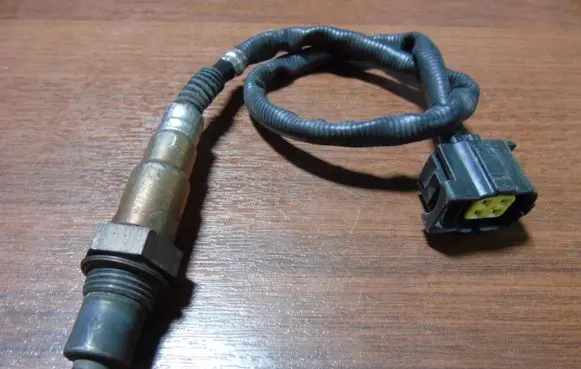 Mercedes-Benz Vito Viano W638 Lambda probe sensor A0045420818