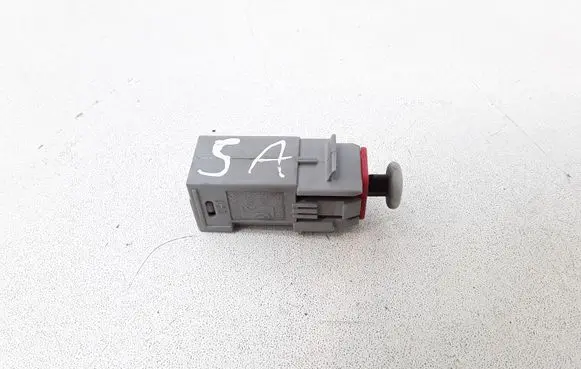 Clutch pedal sensor