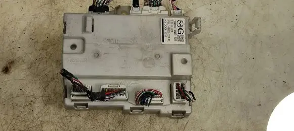 Mazda 6 Fuse module GES267560A 4400K150