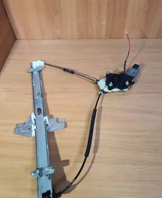 Hyundai H-1, Starex, Satellite Front door window regulator with motor 824014HXXX