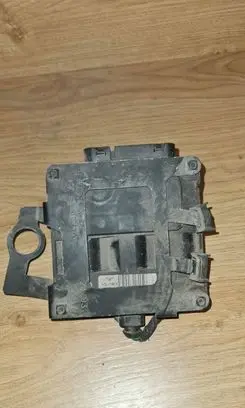 Volkswagen Golf V Turbo solenoid valve 1K0906279B