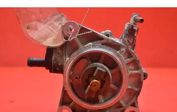 Hyundai Kona I Vacuum pump 2881004075