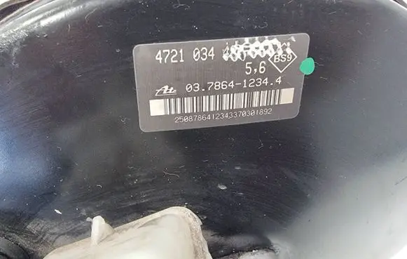 Renault Clio III Master brake cylinder 472103448R