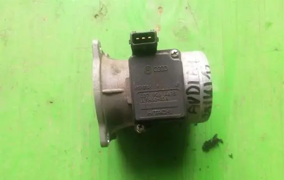 Audi A4 S4 B5 8D Mass air flow meter
