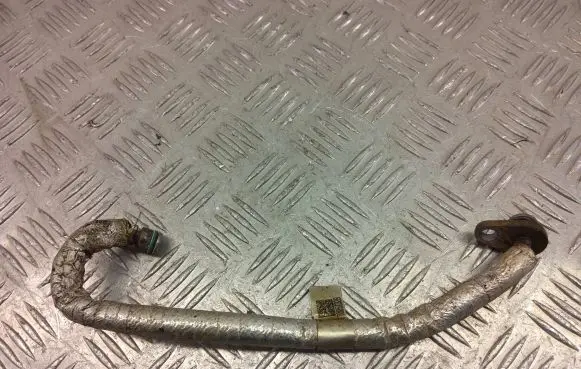 Alfa Romeo Stelvio Coolant pipe/hose 670051328