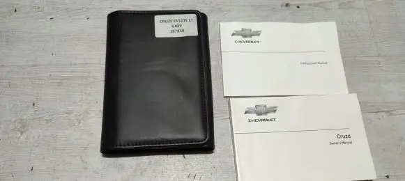 Chevrolet Cruze User manual 