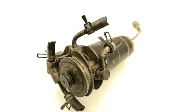 Toyota RAV 4 (XA40) Fuel filter housing 2338026114