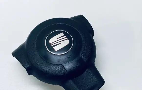 Seat Leon (1P) Steering wheel airbag 1P0880201R