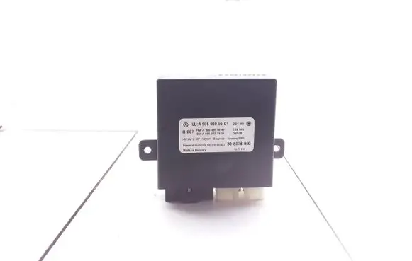 Mercedes-Benz Sprinter W906 Door central lock control unit/module A9069005501 898078000
