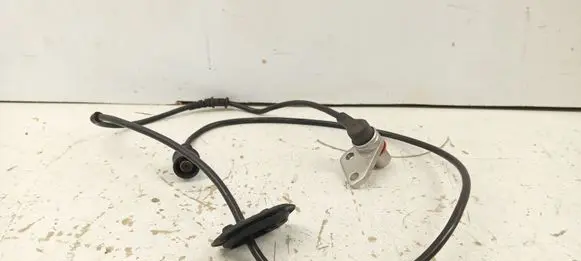 Mercedes-Benz E W124 ABS brake wheel speed sensor 1245401617 0265001283 A1245401617
