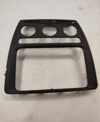 Skoda Octavia Mk2 (1Z) Radio/GPS head unit trim 1Z0858069C