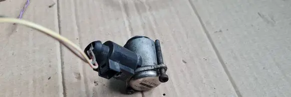 Audi A6 Allroad C6 Hydraulic servotronic pressure valve 02220173 0463255