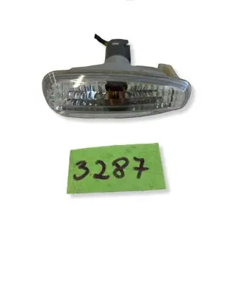 Hyundai i30 Front fender indicator light 923033L1