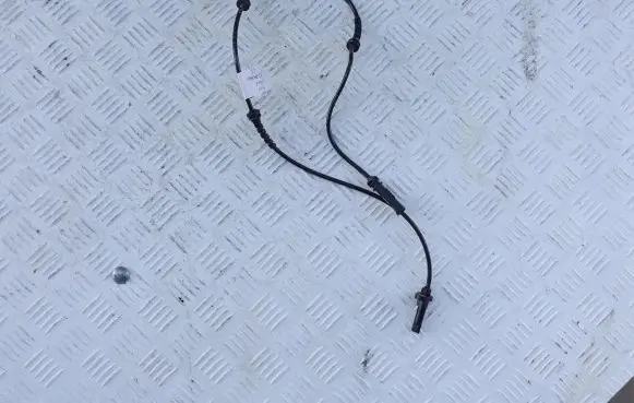 BMW 5 GT F07 ABS rear brake sensor 6775866