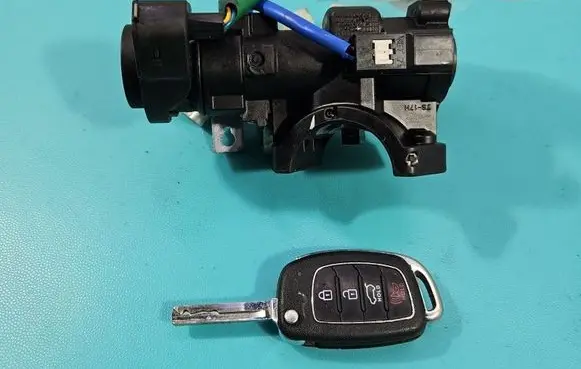 Hyundai Santa Fe Ignition lock IMPRK1564417