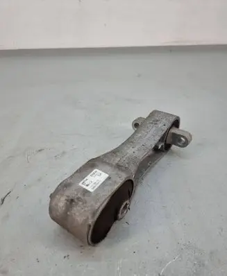BMW 1 F40 Engine mount bracket 9454384