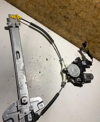 KIA Rio Front door window regulator with motor